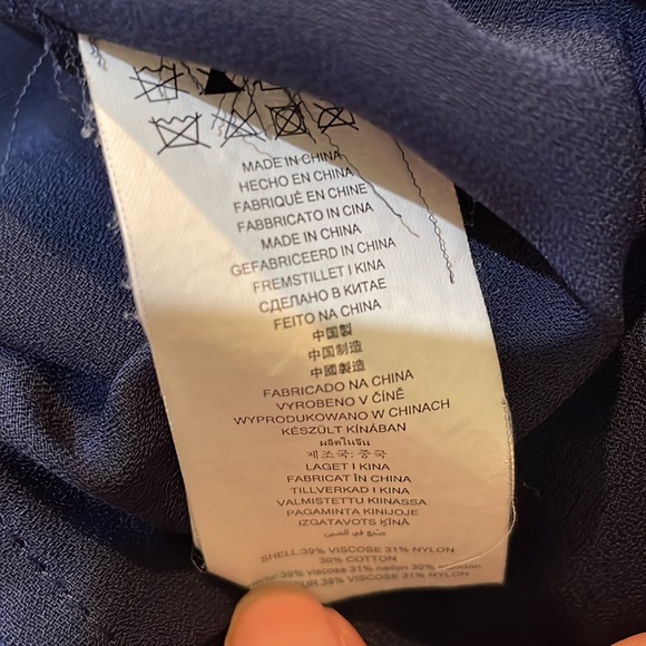 Michael Michael Kors Navy Blue Size Medium fully lined Women’s top tie sleeves - Picture 12 of 12